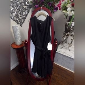 Brand New!! 😍❤️😍 Beautiful Victoria Beckham Black Romper